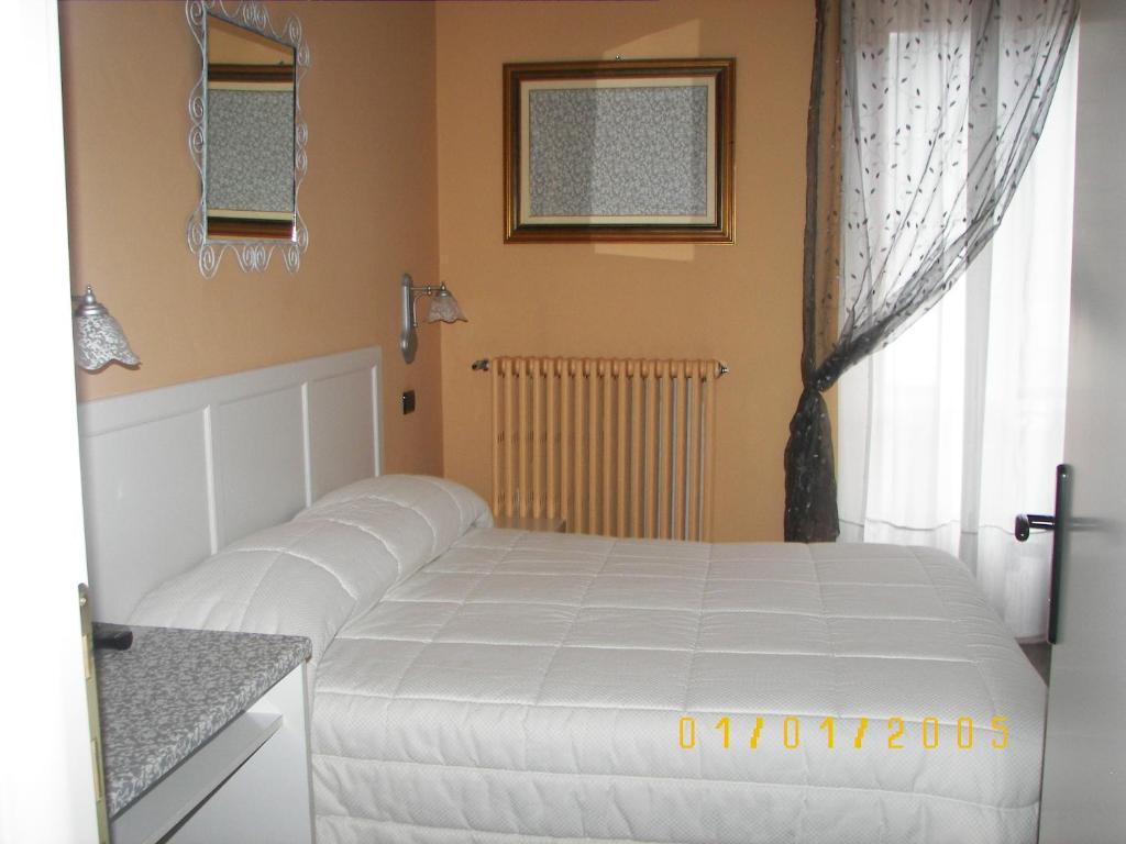Albergo Sangrila Ланцо Торинезе Стая снимка