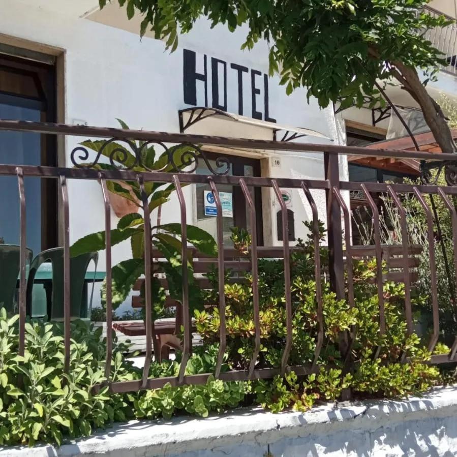 Albergo Sangrila Ланцо Торинезе Екстериор снимка