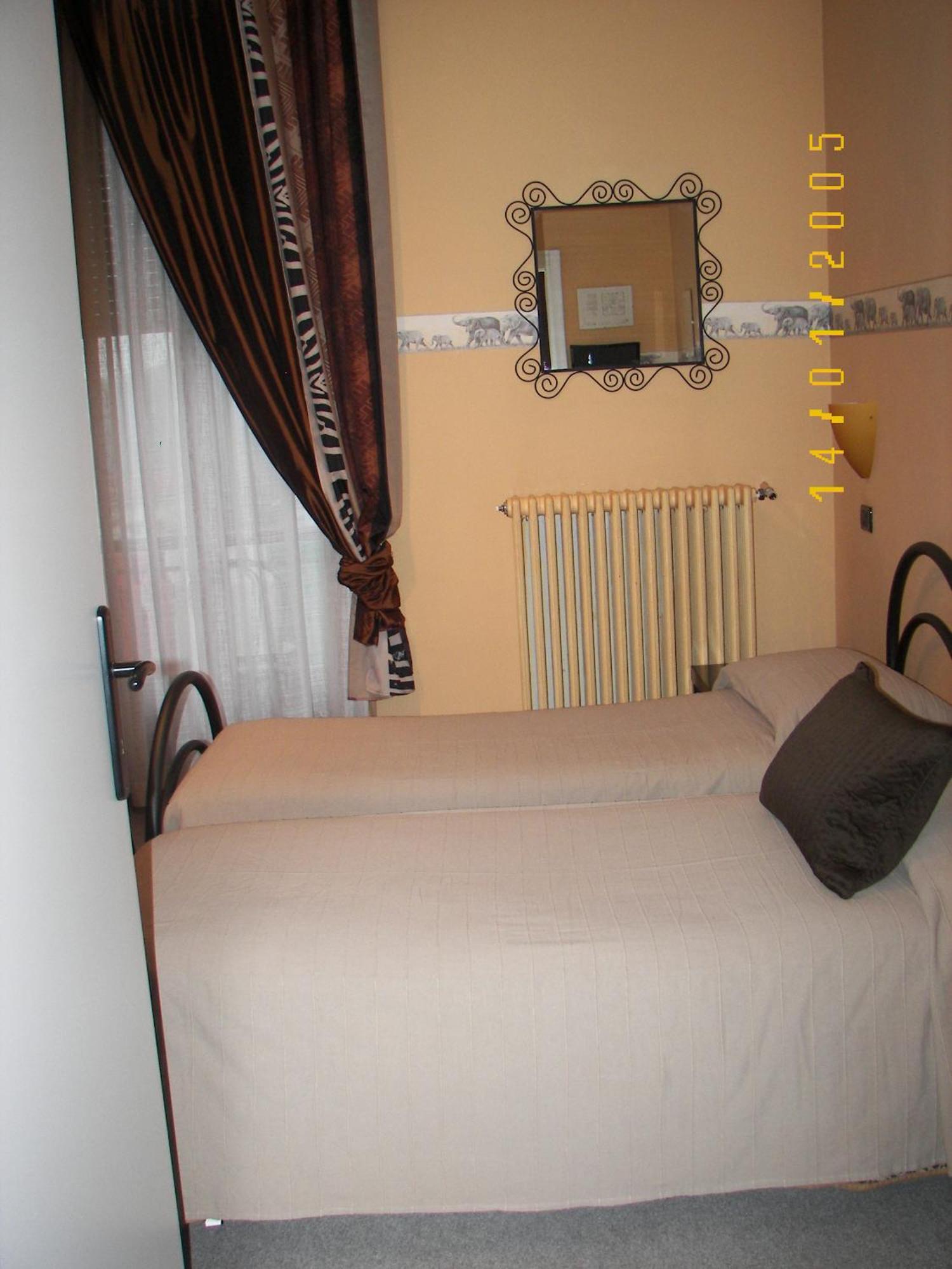 Albergo Sangrila Ланцо Торинезе Екстериор снимка